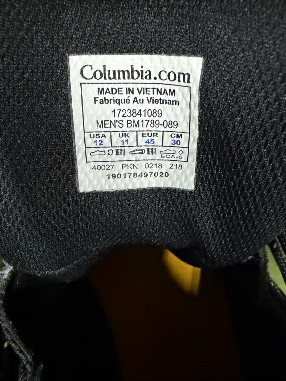 Low miles- Columbia Men's Granite Ridge Waterproof Wide Boot, Breathable - Picture 3 of 7